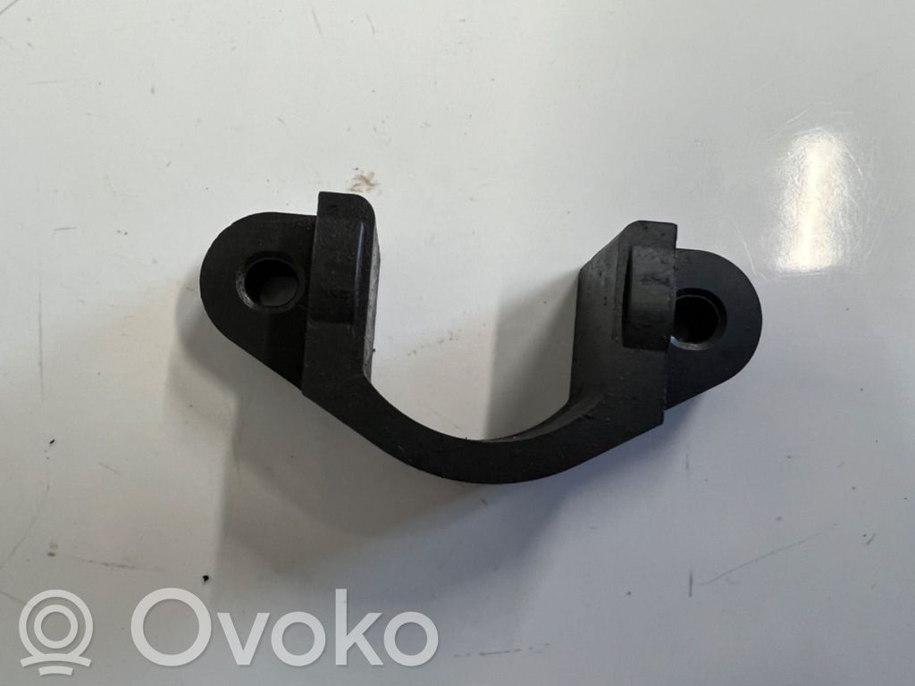 Bridă fixare injector