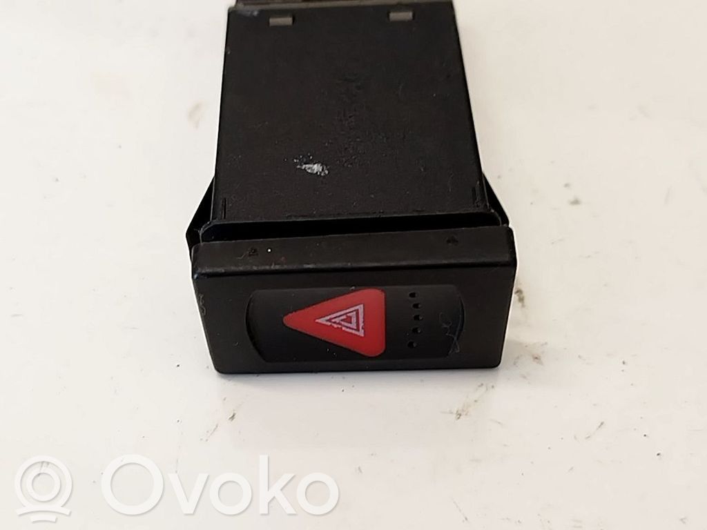 Botón interruptor de luz de peligro   3B0953235B,3B0953235B