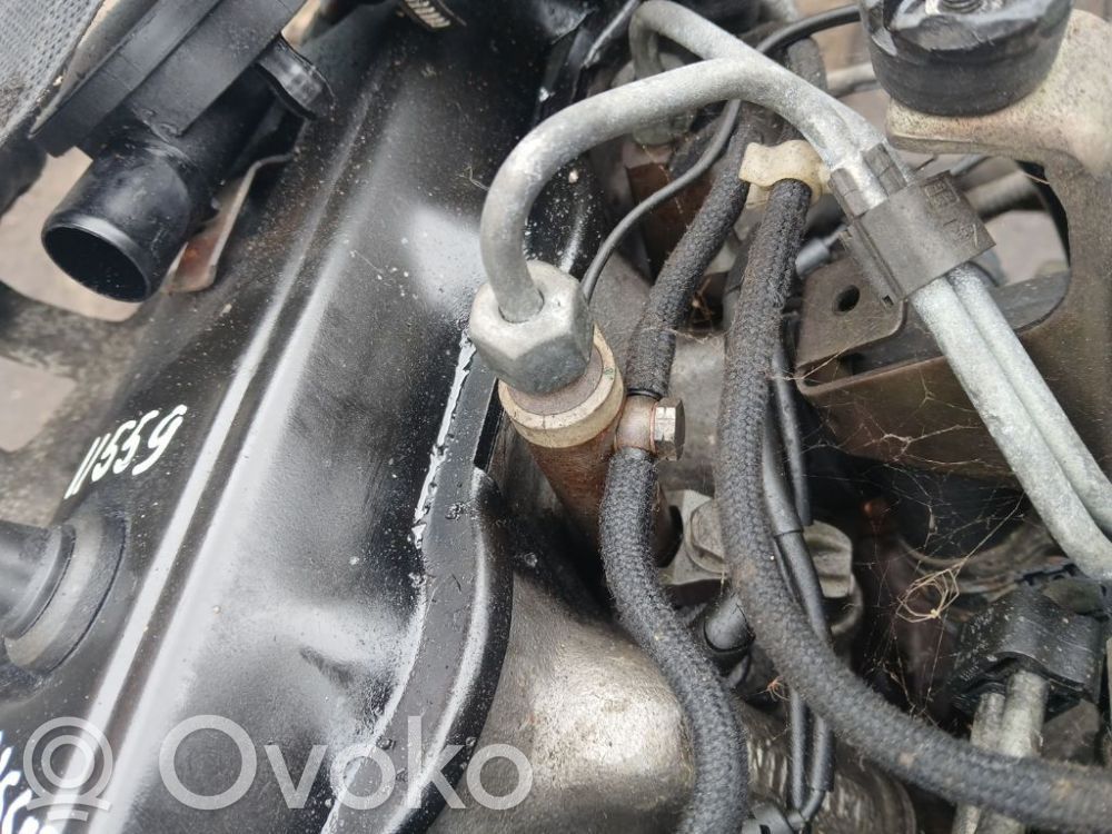 Volkswagen PASSAT B5 Iniettore 