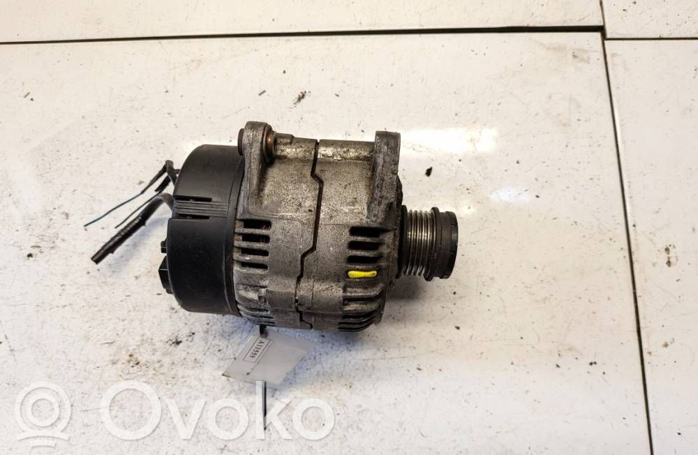 Volkswagen PASSAT B5 Generator/alternator 
