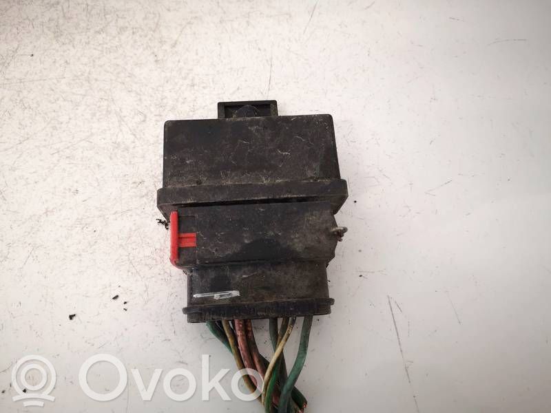 Unité de commande / module de pompe à carburant   240107,240107,240107