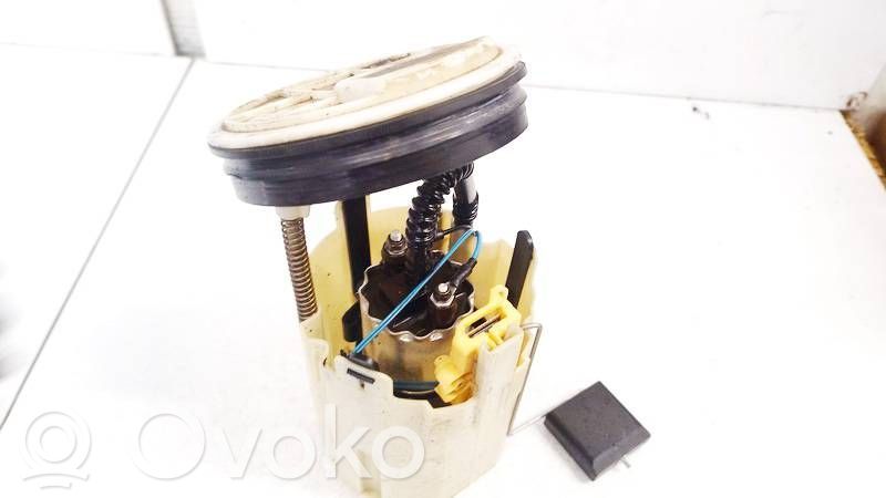 Mercedes-Benz E W211 Pompe à carburant