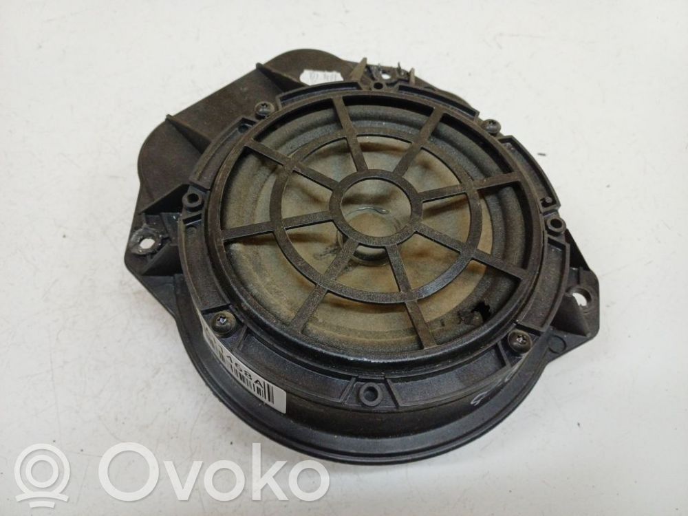 Altavoz de la puerta delantera