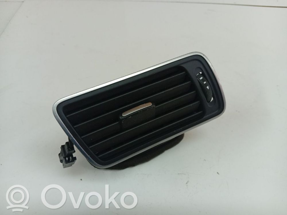 Volkswagen PASSAT B7 Grilă ventilație centrală 