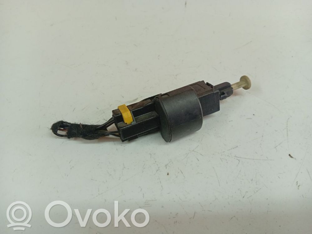 Opel Astra G Interruttore del pedale del freno 