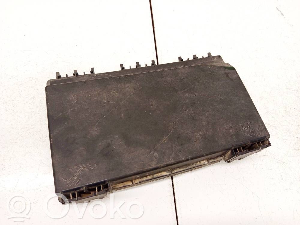 Tapa de caja de fusibles   13125865,13125865,74338200
