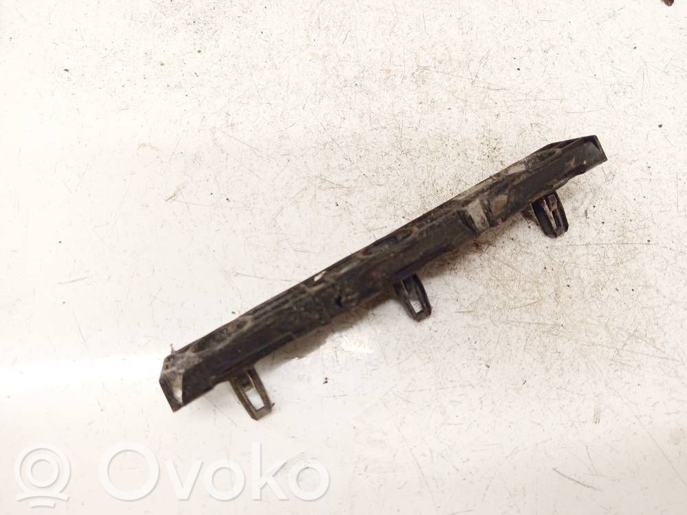 Takapuskurin kannake   100369100A,100369100A