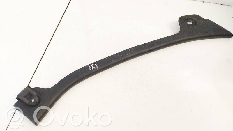Volkswagen PASSAT B5 Copertura del rivestimento del sottoporta posteriore