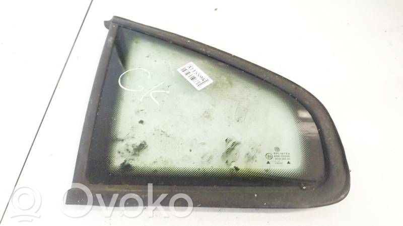Volkswagen PASSAT B5 Geam lateral spate 