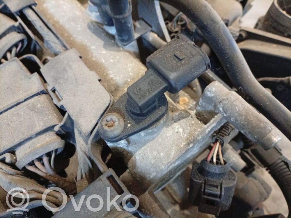 Volkswagen Polo IV 9N3 Sensore di posizione albero a camme 