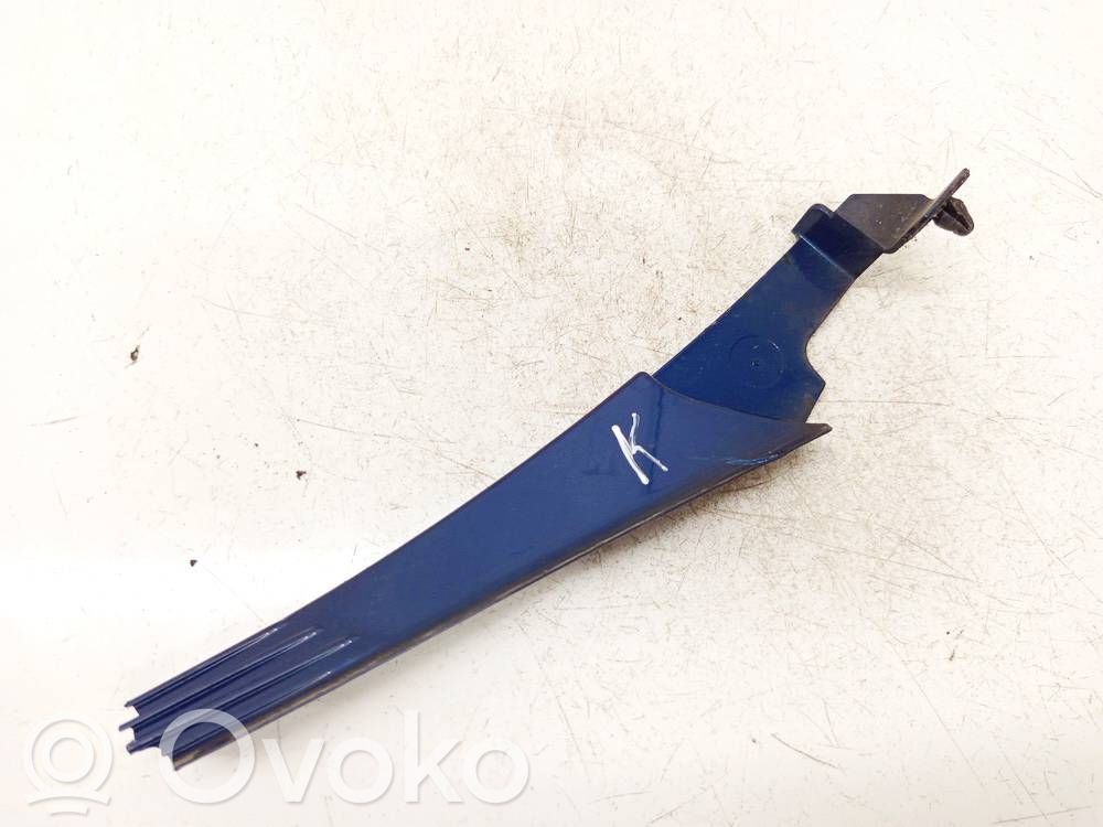 Opel Astra H Panel wykończeniowy błotnika 