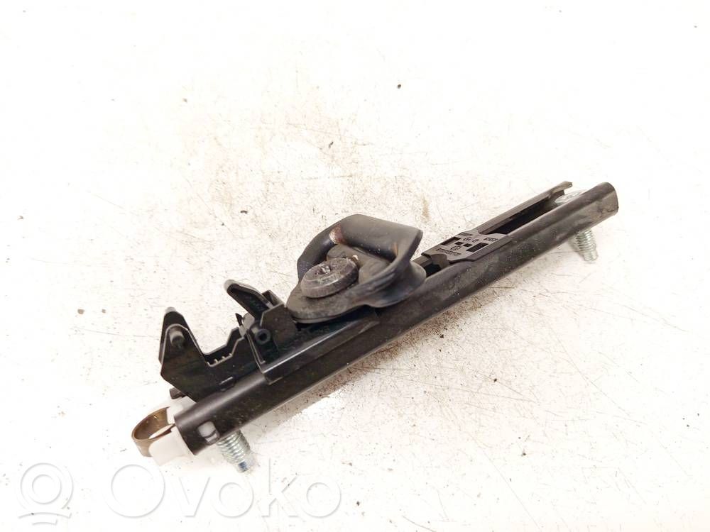 Opel Astra H Sicherheitsgurt-Einstellschiene 