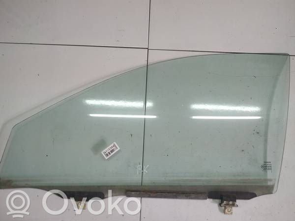 Toyota Corolla E120 E130 Geam ușă față patru uși 