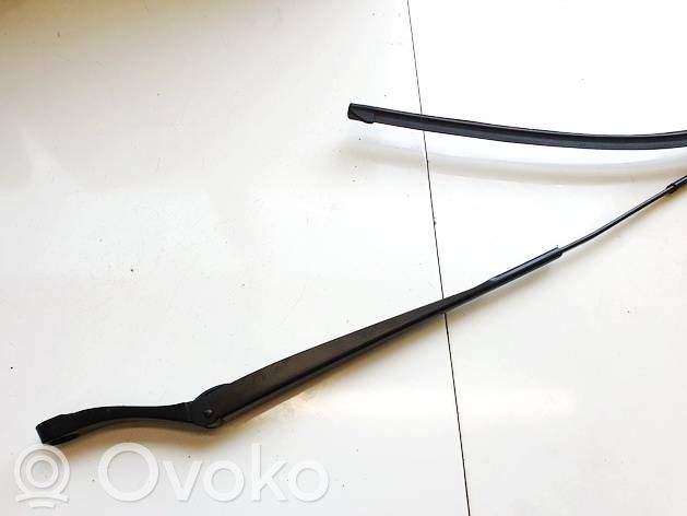 Volkswagen ID.4 Wischerarm vorne 