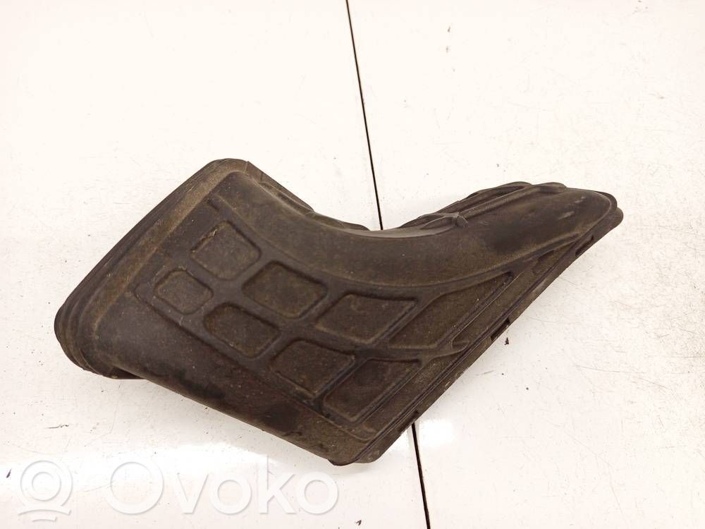 Audi A4 S4 B8 8K Ilmanoton letku 