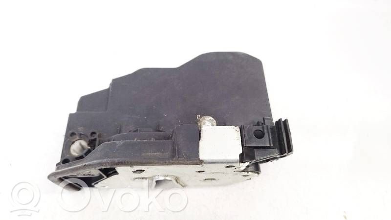 BMW 5 F10 F11 Serratura portiera anteriore 