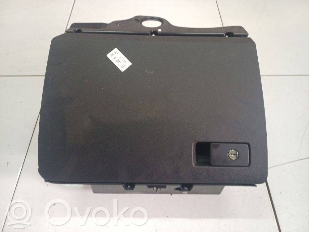 Volkswagen PASSAT B7 Vano portaoggetti 