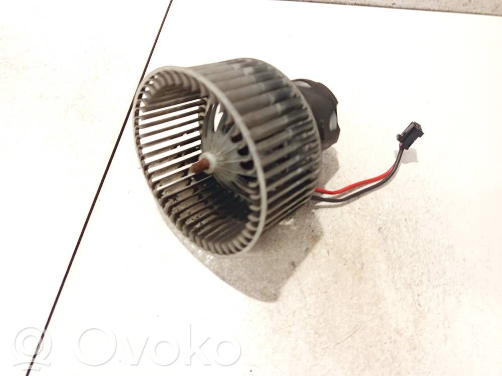 BMW 5 F10 F11 Ventola riscaldamento/ventilatore abitacolo 