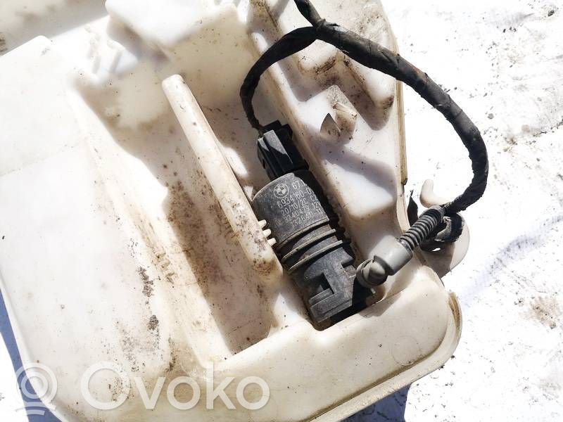 BMW 5 F10 F11 Pompe de lave-glace de pare-brise