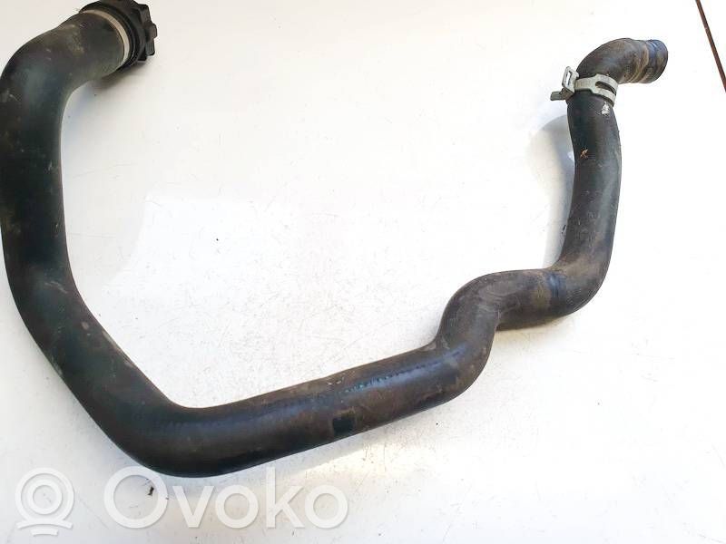 BMW 5 GT F07 Tuyau de liquide de refroidissement moteur 