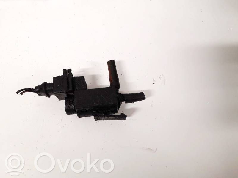 BMW 5 F10 F11 Solenoid supapă turbosuflantă 