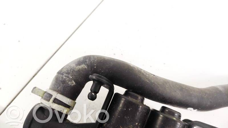 BMW 5 F10 F11 Tubo flessibile del liquido di raffreddamento del motore 