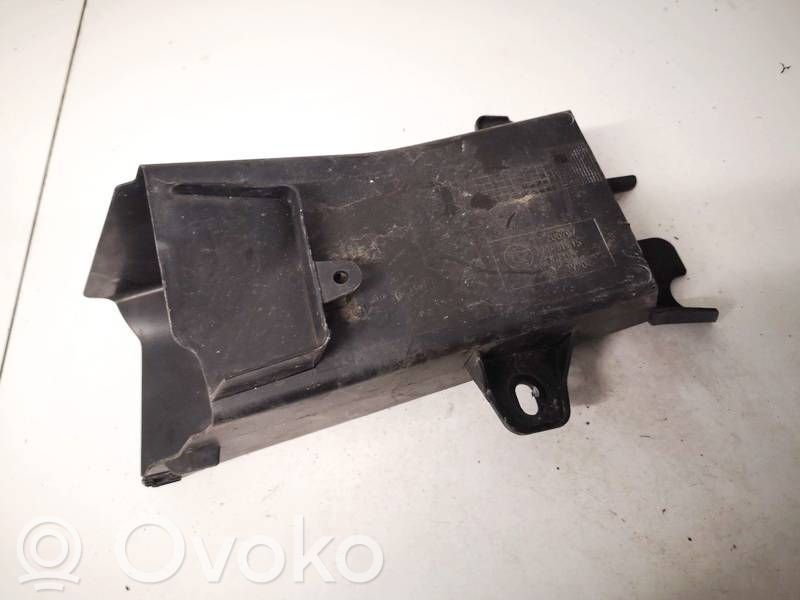 BMW 5 F10 F11 Ilmanoton letku 