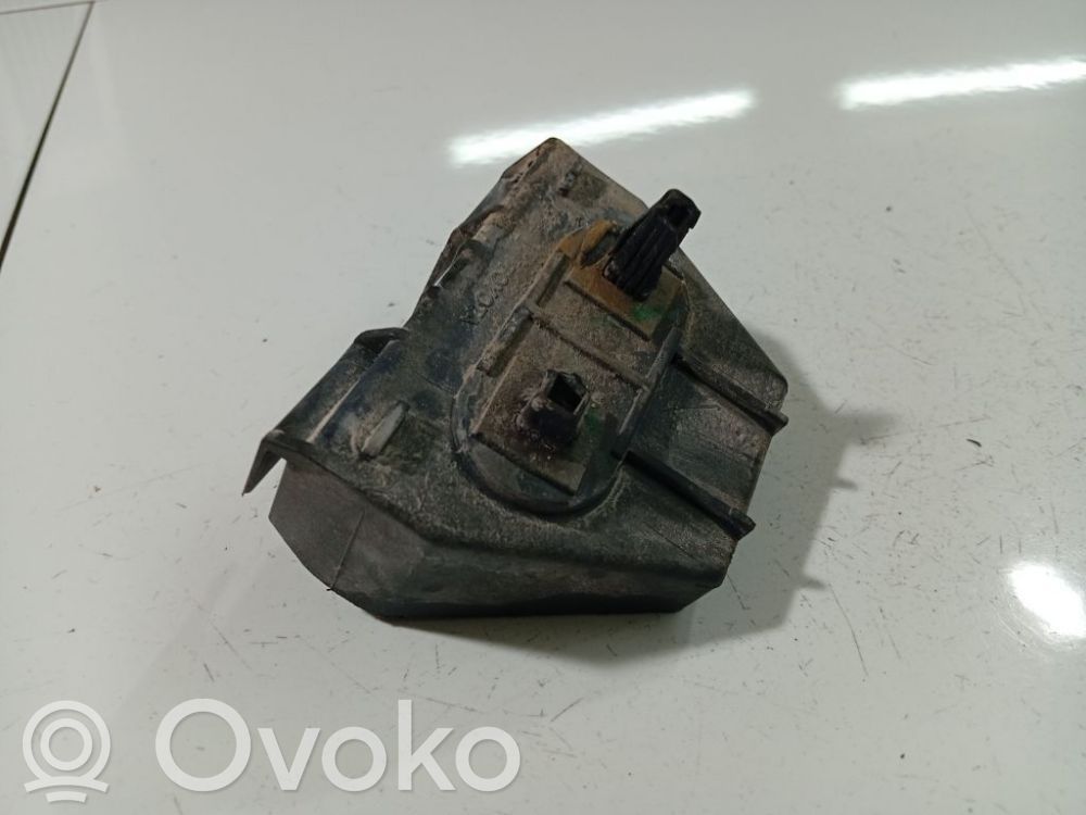 Toyota Avensis T250 Support de pare-chocs arrière