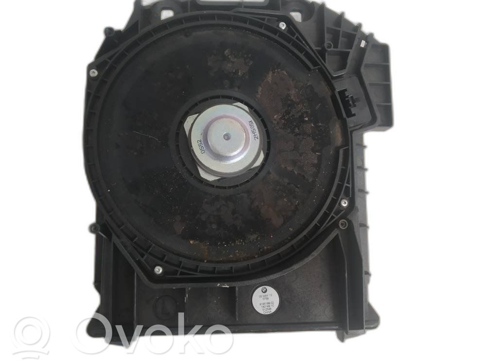 BMW 5 F10 F11 Subwoofer 