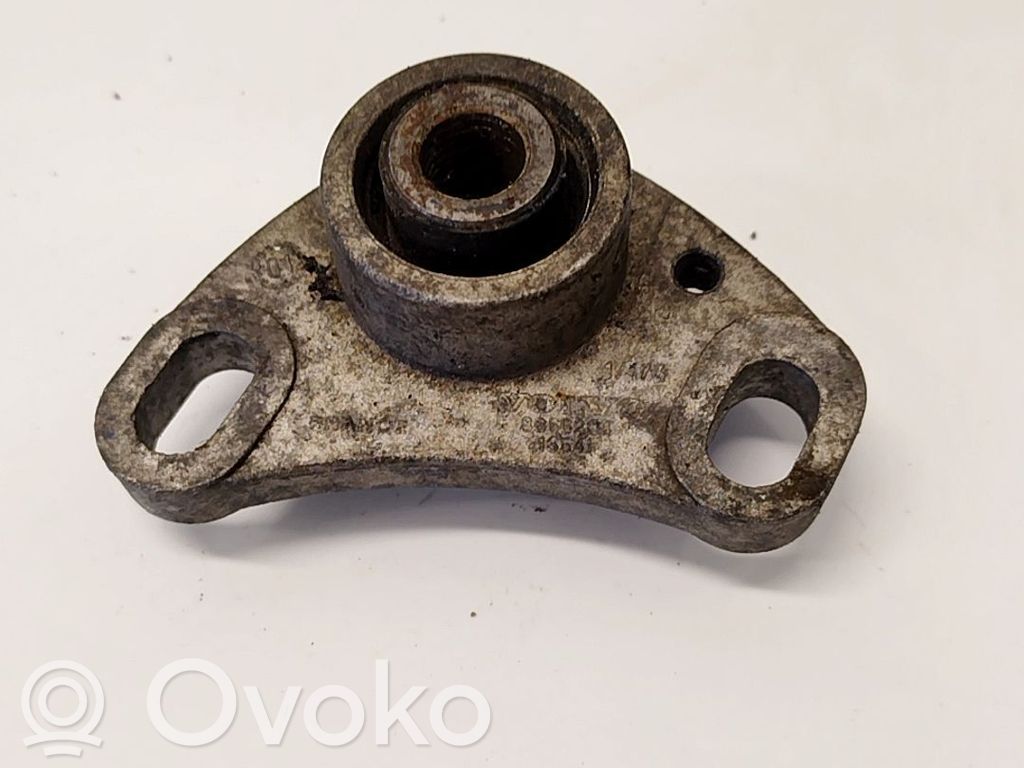 Volvo S60 Supporto di montaggio del motore 