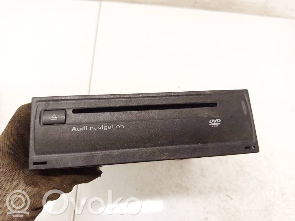 Stacja multimedialna GPS / CD / DVD   4E0919887M,4E0919887M,4E0919887M