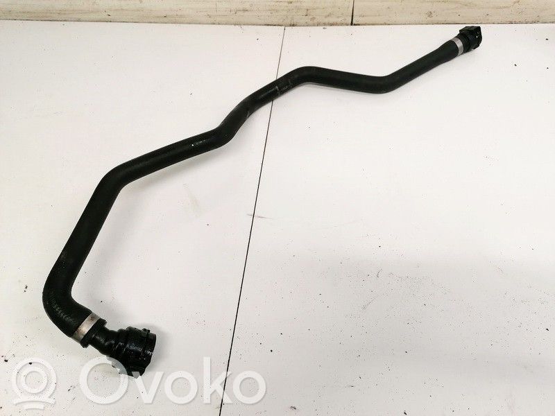 BMW 5 GT F07 Conductă/furtun lichid de răcire motor 