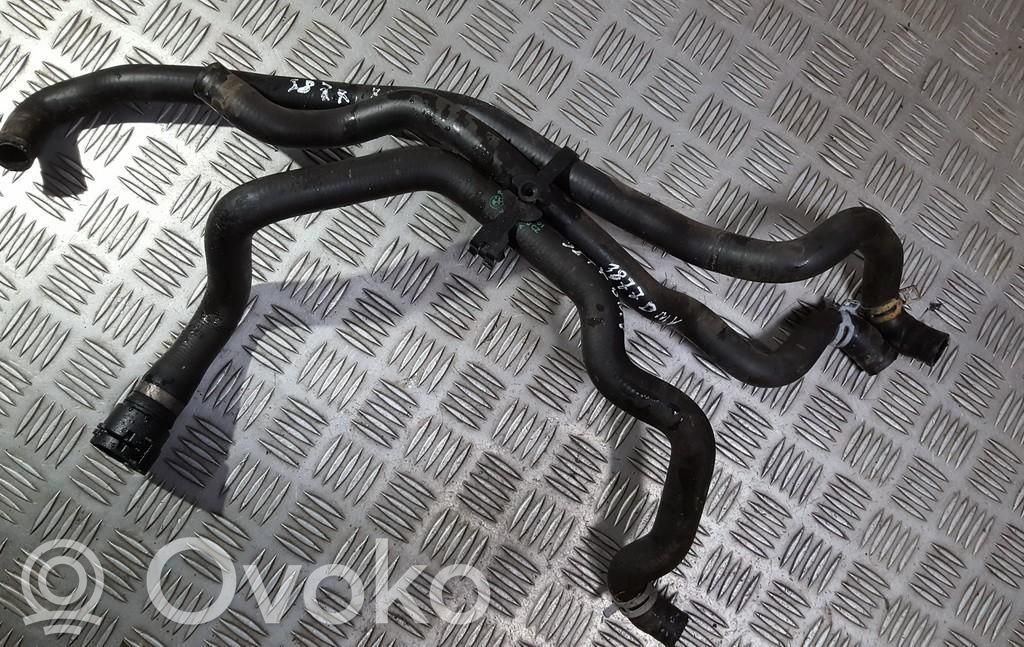 BMW 5 GT F07 Conductă/furtun lichid de răcire motor 