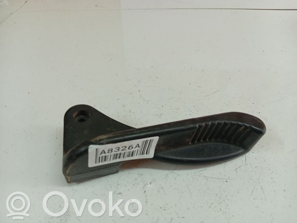 Iveco Daily 30.8 - 9 Manetă capotă 