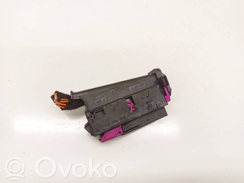 Audi A6 S6 C6 4F Sensor 