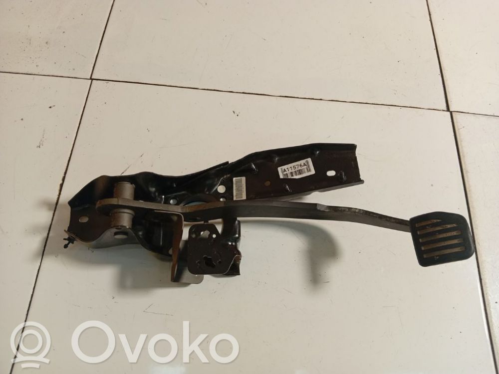 Pedał sprzęgła   6G922D094JE,0464,6G922D094JE,6R24135,ZL8QF2X2,ZLS0M2X6