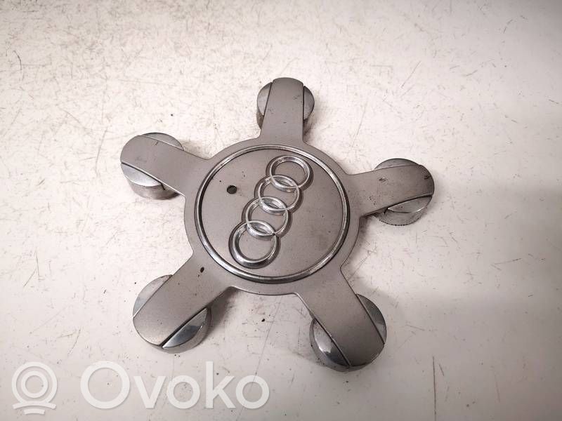 Alkuperäinen pölykapseli   8R0601165,8R0601165