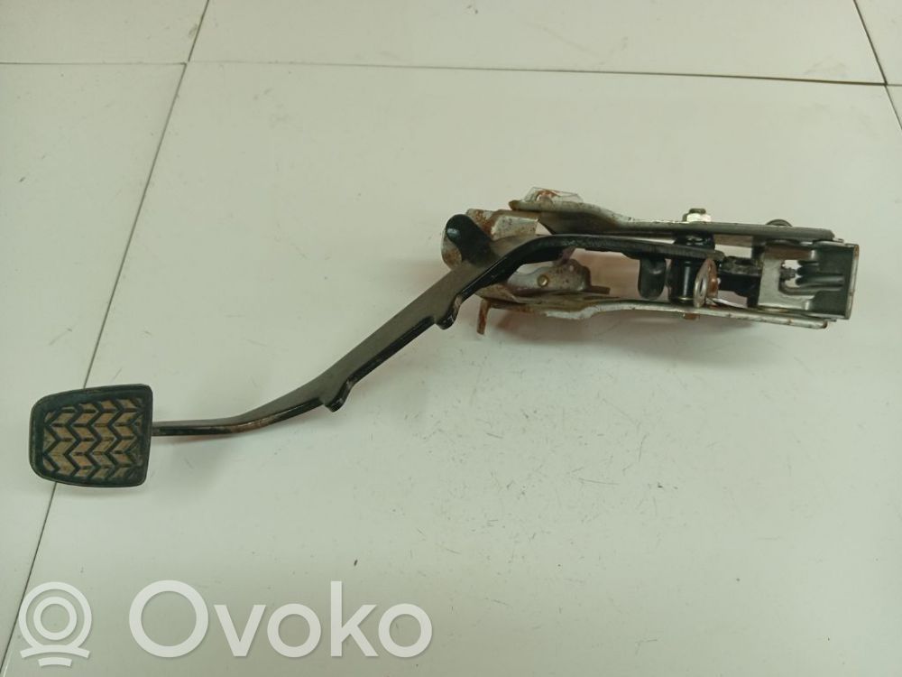 Toyota Corolla Verso AR10 Pédale d'embrayage 