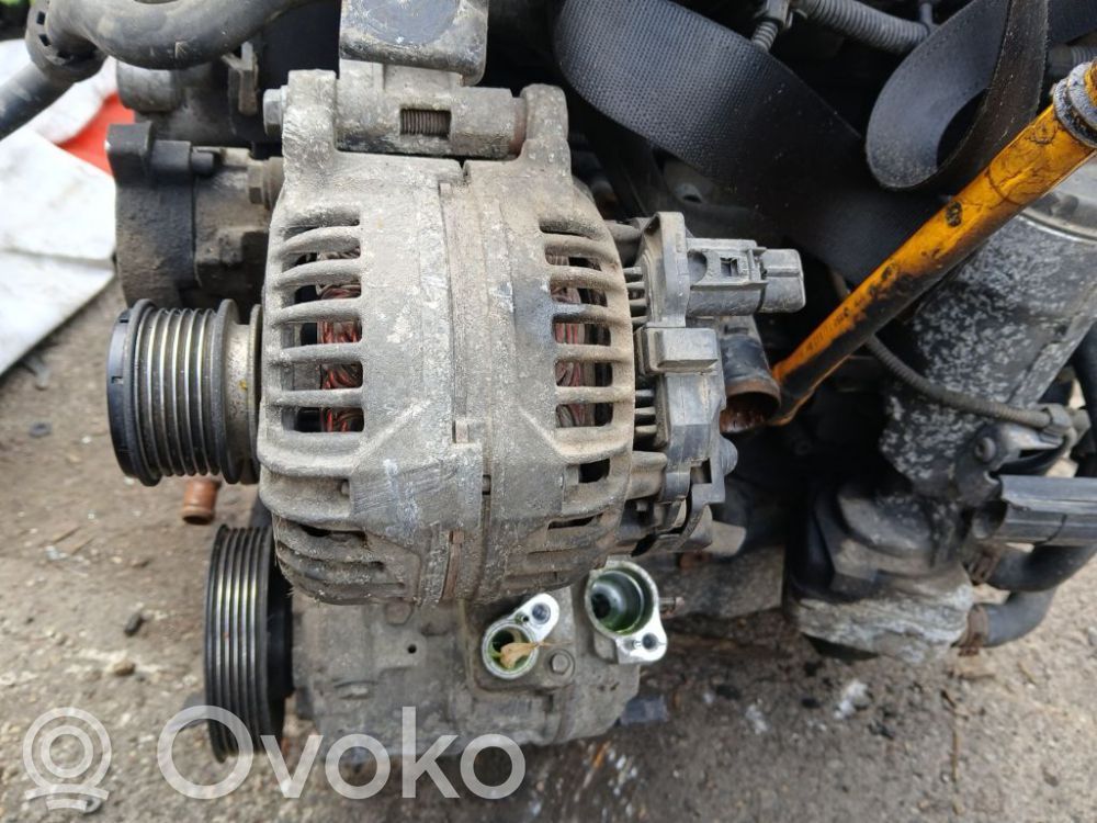 Volkswagen Touran I Generatore/alternatore 