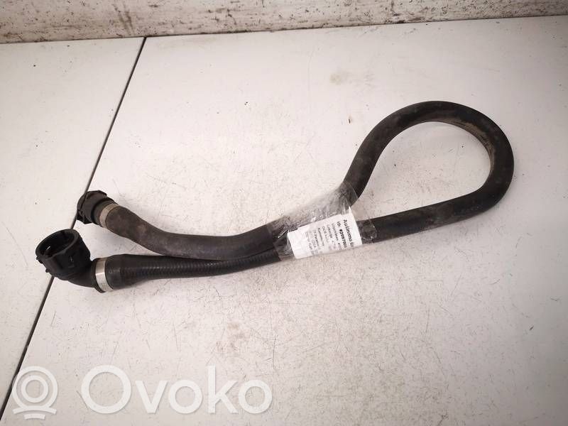 BMW 3 E90 E91 Conductă/furtun lichid de răcire motor 