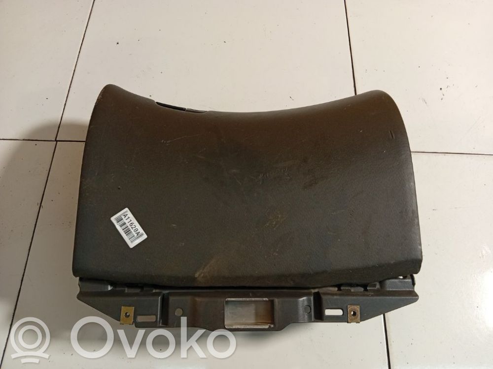 Volvo V70 Boite à gants 