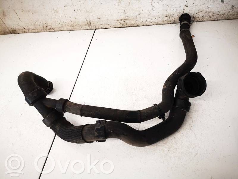 Ford Mondeo MK IV Moottorin vesijäähdytyksen putki/letku