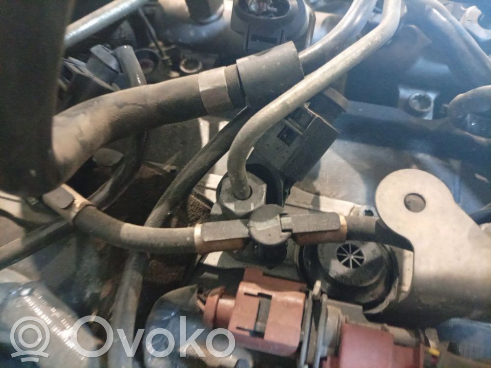 Audi A6 S6 C6 4F Wtryskiwacz paliwa 