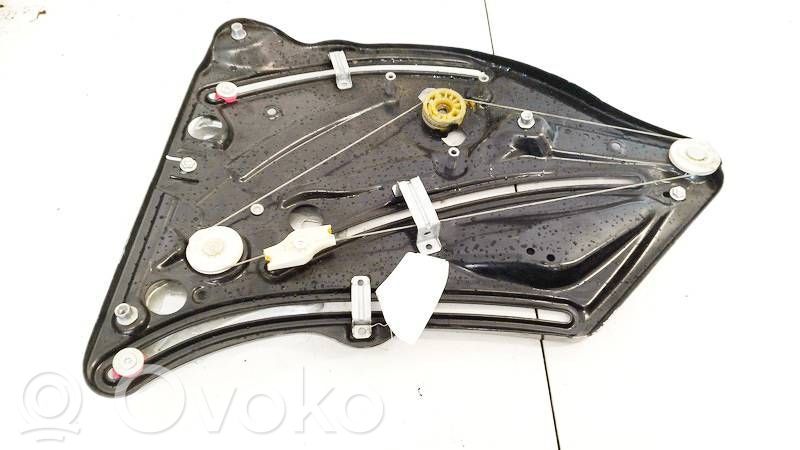 Mercedes-Benz E W212 Elektryczny podnośnik szyby drzwi bocznych / przesuwnych