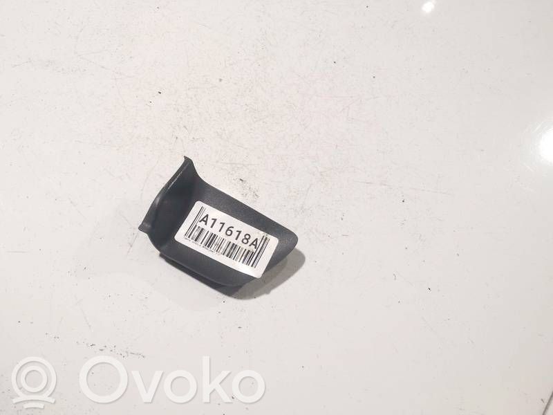 Toyota Corolla Verso AR10 Rivestimento inferiore laterale del sedile posteriore