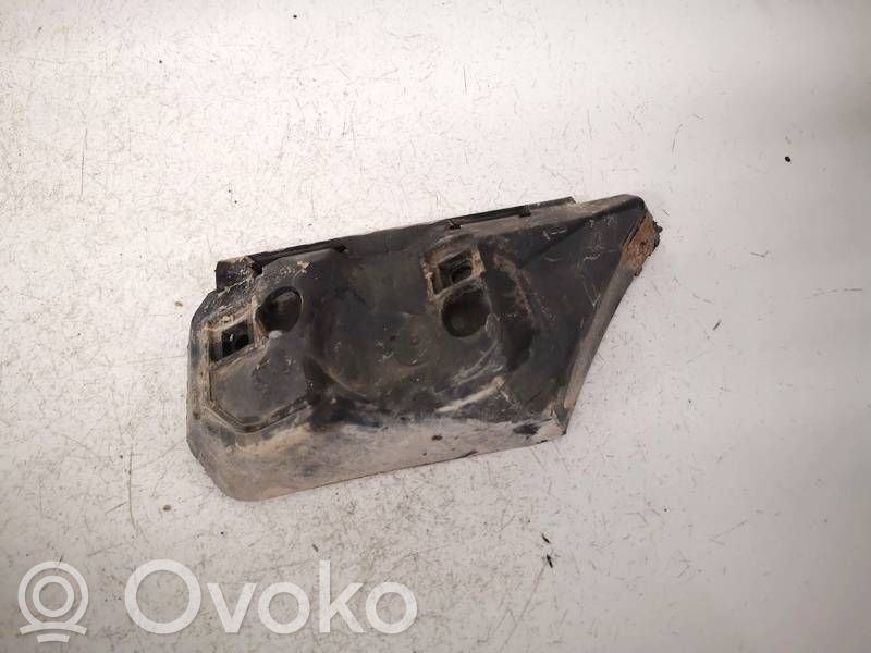 Volvo V50 Support de montage de pare-chocs avant