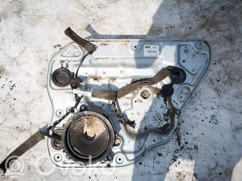 Volvo V50 Regulador con motor de la ventanilla de la puerta corredera
