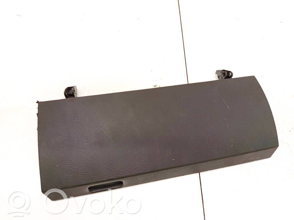 Moldura del panel (Usadas)   555010F010,555010F010