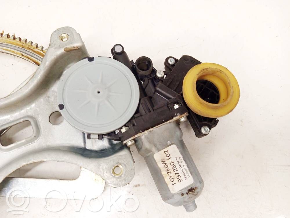 Toyota Corolla Verso AR10 Motorino alzacristalli della portiera posteriore