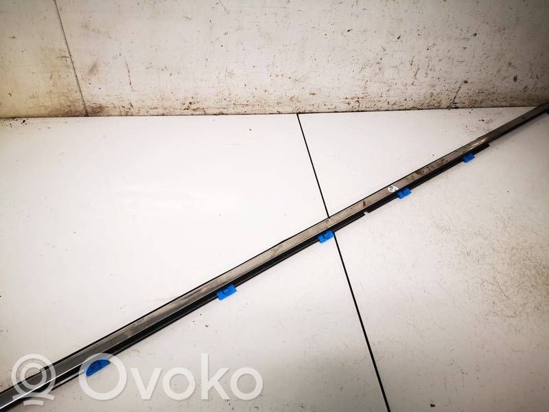 Mazda 6 Rivestimento modanatura del vetro della portiera anteriore